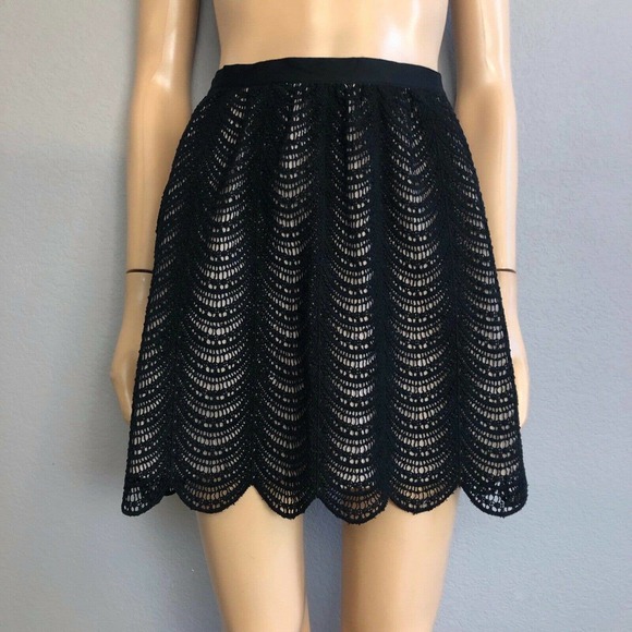 Club Monaco Dresses & Skirts - Club Monaco Crochet Lace Skirt A Line